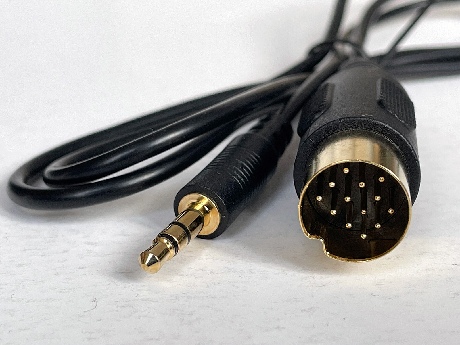 Kenwood 3.5mm AUX Cable Input Lead in Car Radio Stereo