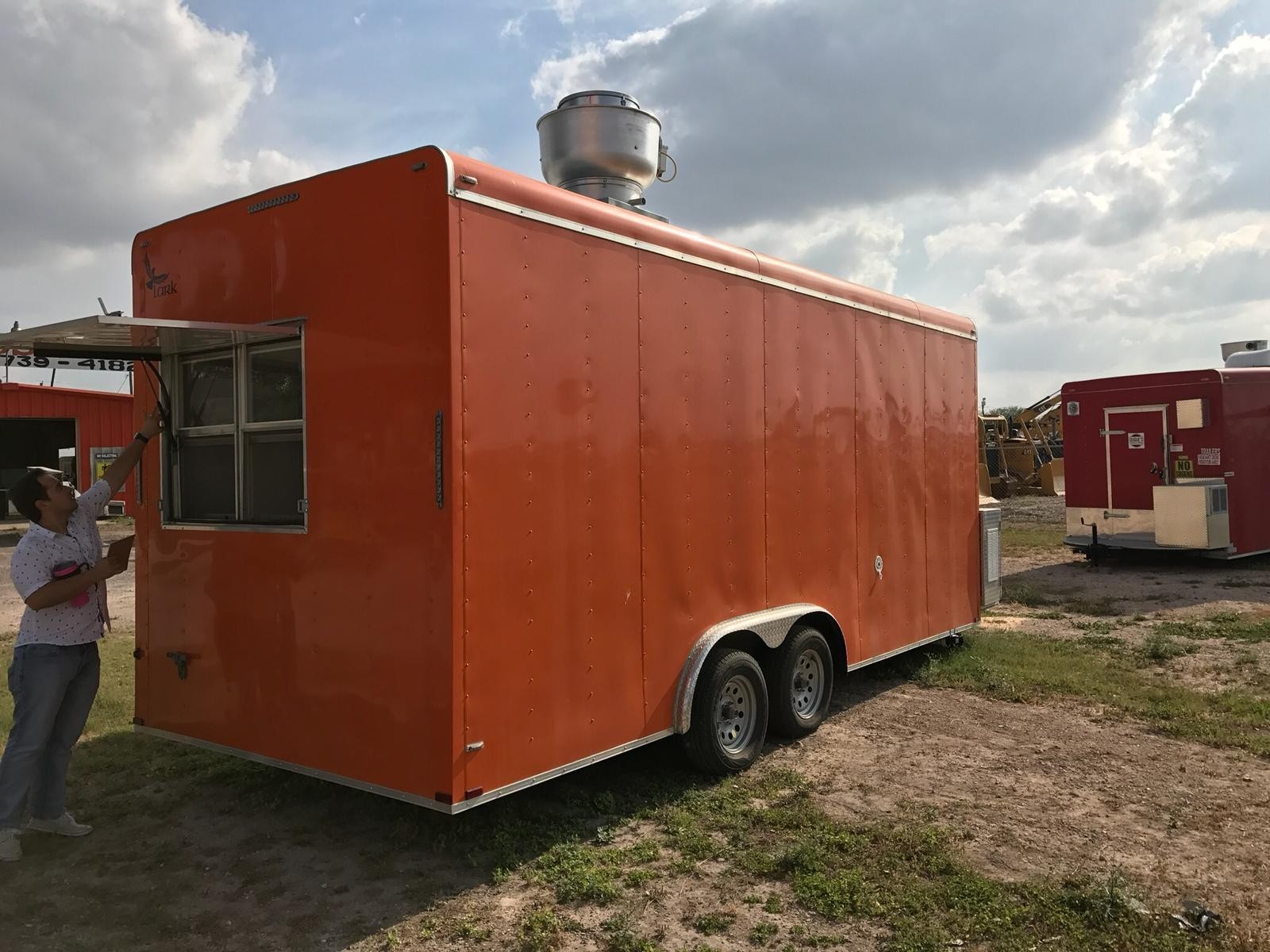 food trailer 20ft used for 1 year
