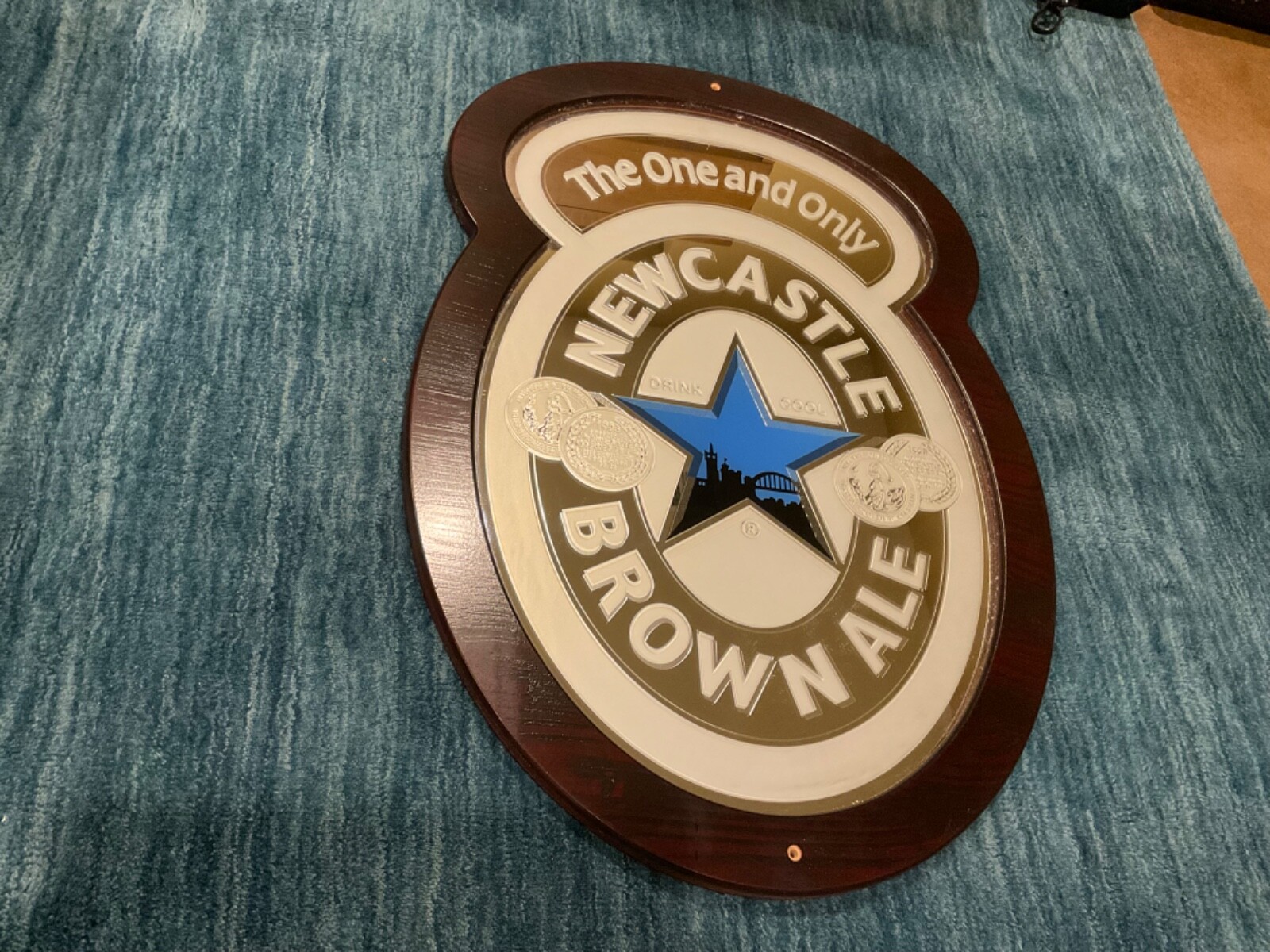 希少 NEWCASTEL BROWN ALE パブミラー 鏡 希少 NEWCASTEL BROWN ALE パブミラー 鏡