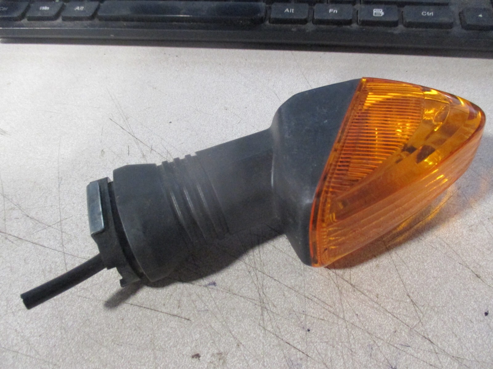 Front Left Turn Signal Assy Fits: Kawasaki ZX1000 ZR750 KLE650