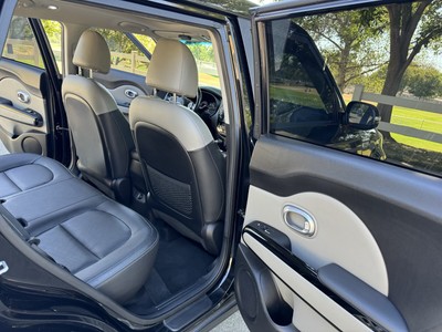 image 4 of interior