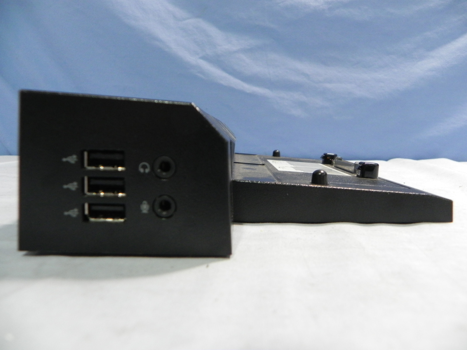 Dell E-Port Plus Advanced Port Replicator with usb 3.0 Docking Station