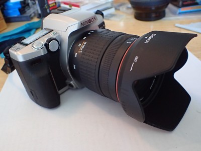 Film Camera Minolta Maxxum 5 w/ Sigma 28-200mm F3.5-5.6 Aspherical Macro / NEW