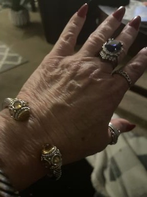 Item photo(s) from verified buyer