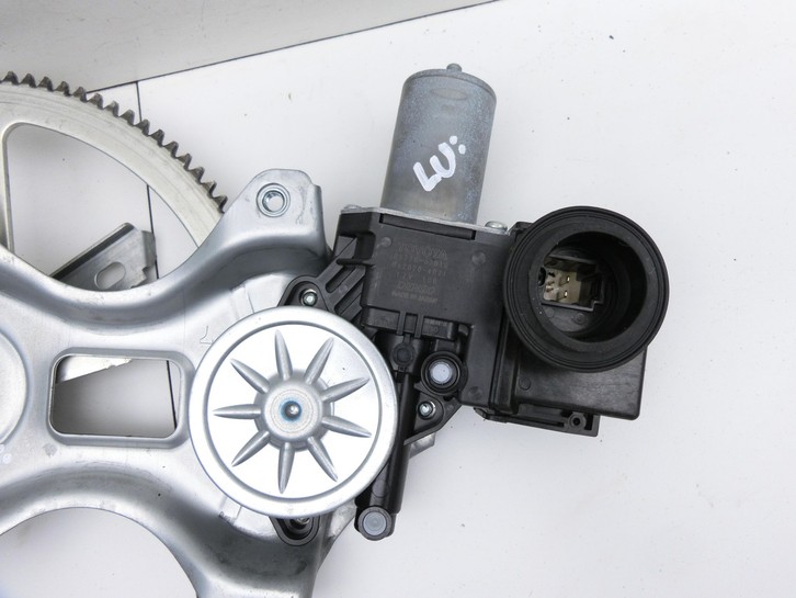 Toyota Prius + Plus W40 Kombi Fensterhebermotor mit Fensterheber Links Vorne Toyota Prius + Plus W40 15.11.2015... Vorschau 3