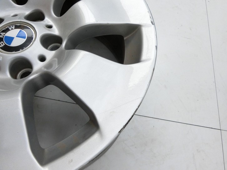BMW E91 320i LCI 08-11 1 x Felge Aluminiumfelge 17 Zoll 5X120 BMW E91 320i LCI 08-11 31.08.2009 6775596-13 gebraucht Bild 4