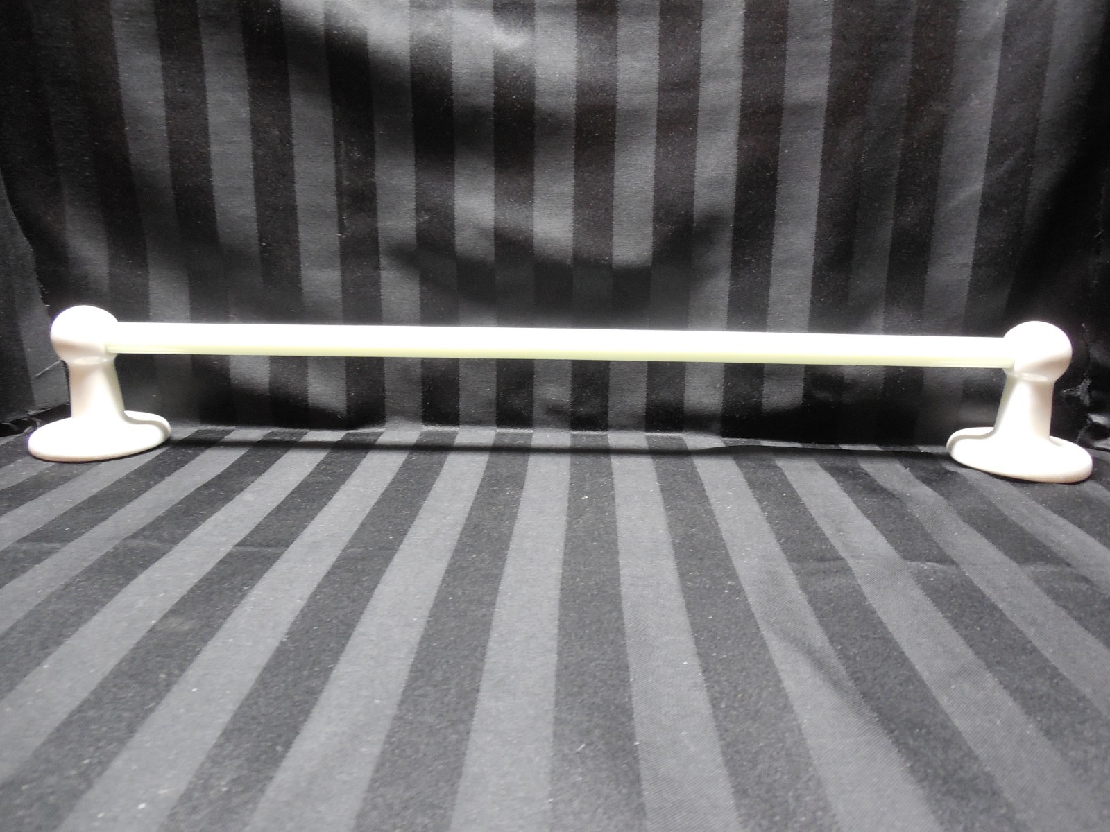 Antique Marble Bathroom Towel Rod and Ceramic Rod Holders