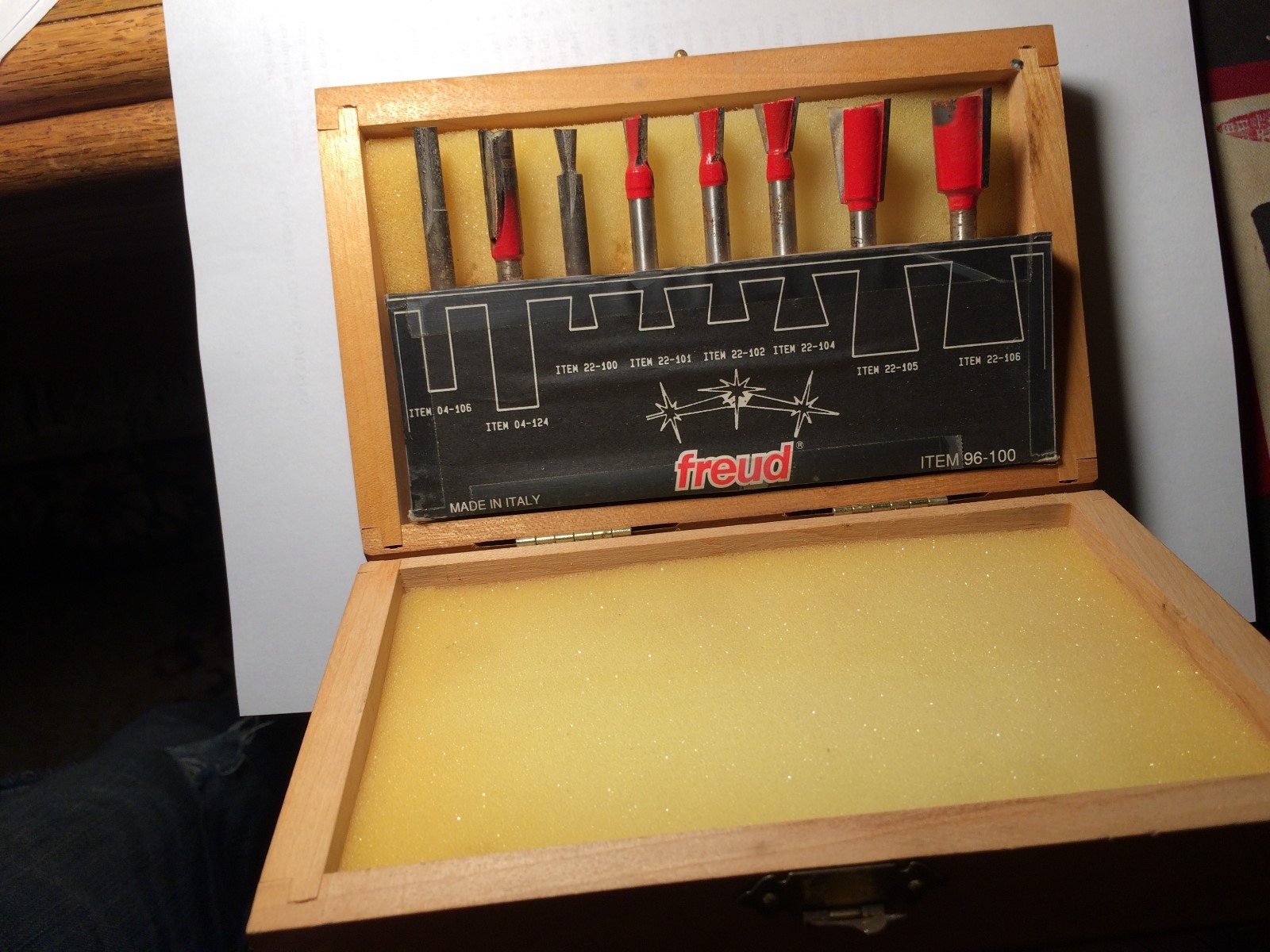 Freud 96-100 Router Bit set, #'s 04-106, 04-124, 22-100, 101, 102,104,105 & 106