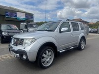 2005 Nissan Pathfinder 4.0 V6 T-SPEC 5dr Automatic / RARE PETROL ESTATE Petrol A