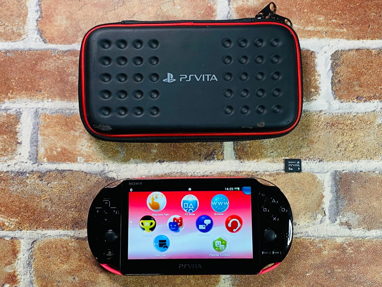 PS Vita Pink Black PCH 2000 ZA15 SONY PlayStation Japan