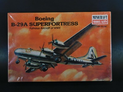 Mincraft Boeing B-29A Superfortress 1/144 Scale Model Kit 14404