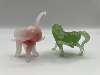 Murano Pink Opal Blown Glass Elephant & Green Jadeite Glass Horse Figurine