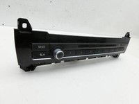 BMW F10 528i 10-13 Bedienteil Bedienfeld für Radio BMW F10 528i 10-13 07.10.2011 0013990033 gebraucht Vorschau 2