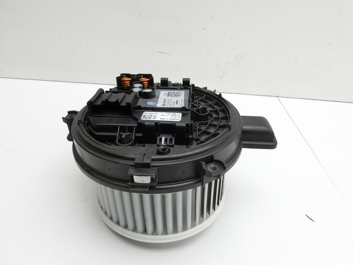 Opel Astra K B16 15-19 Gebläsemotor Lüftermotor Heizungsgebläse Opel Astra K B16 15-19 07.06.2017 F011500116... Vorschau 4