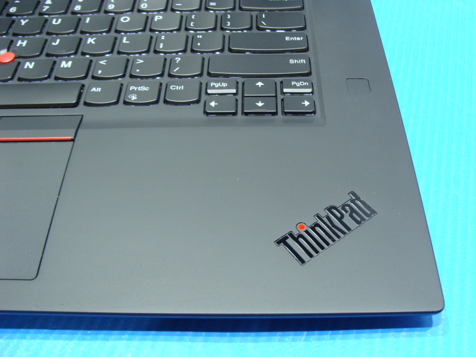 Lenovo ThinkPad P1 Gen 3 i7-10850H 15.6" FHD 32GB 1TB SSD T1000 - Thumbnail 7