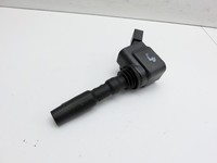 Audi A4 8W B9 15-19 TFSI 1,4 110KW Zündspule Zyl.3 Audi A4 8W B9 15-19 08.08.2017 04E905110K gebraucht Vorschau 2