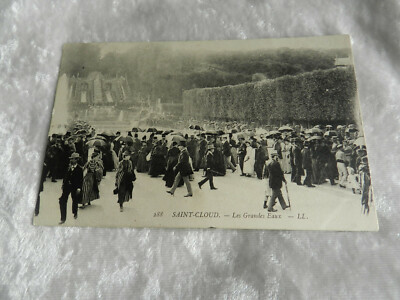 CPA carte postale Saint Cloud / Les Grandes Eaux _  belle animation