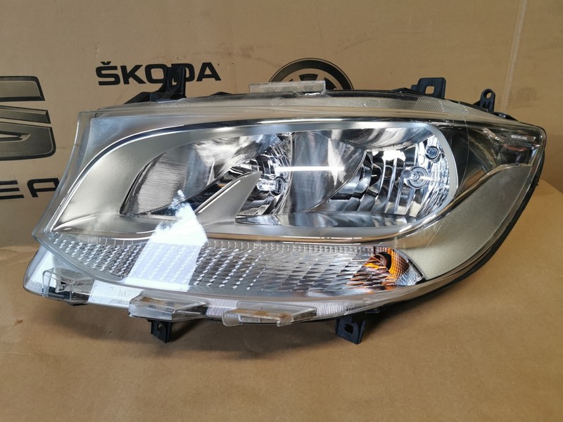 Mercedes Sprinter W910 2019 Frontscheinwerfer Links A9109060000 #1