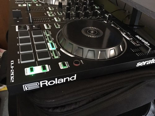 Roland DJ-202 2-Channel DJ Controller For Serato DJ With RoadRunner Case!