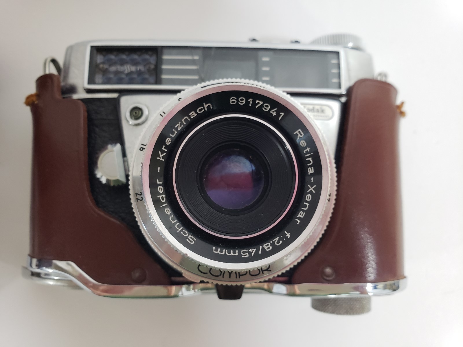 KODAK CAMERA RETINA AUTOMATIC ll 66245-f:2,8/45mm Kreuznach-Made In Germany