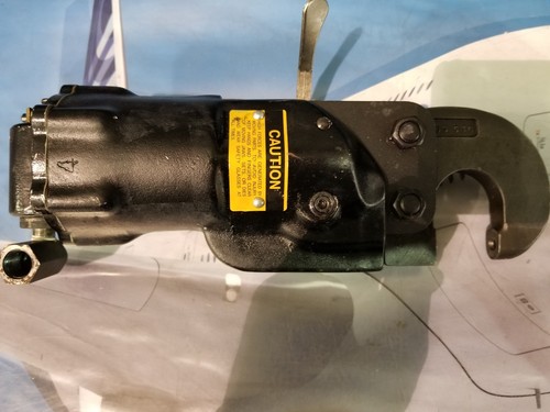 Aircraft tool U.S Industrial Tool US114G Pneumatic Rivet Squeezer