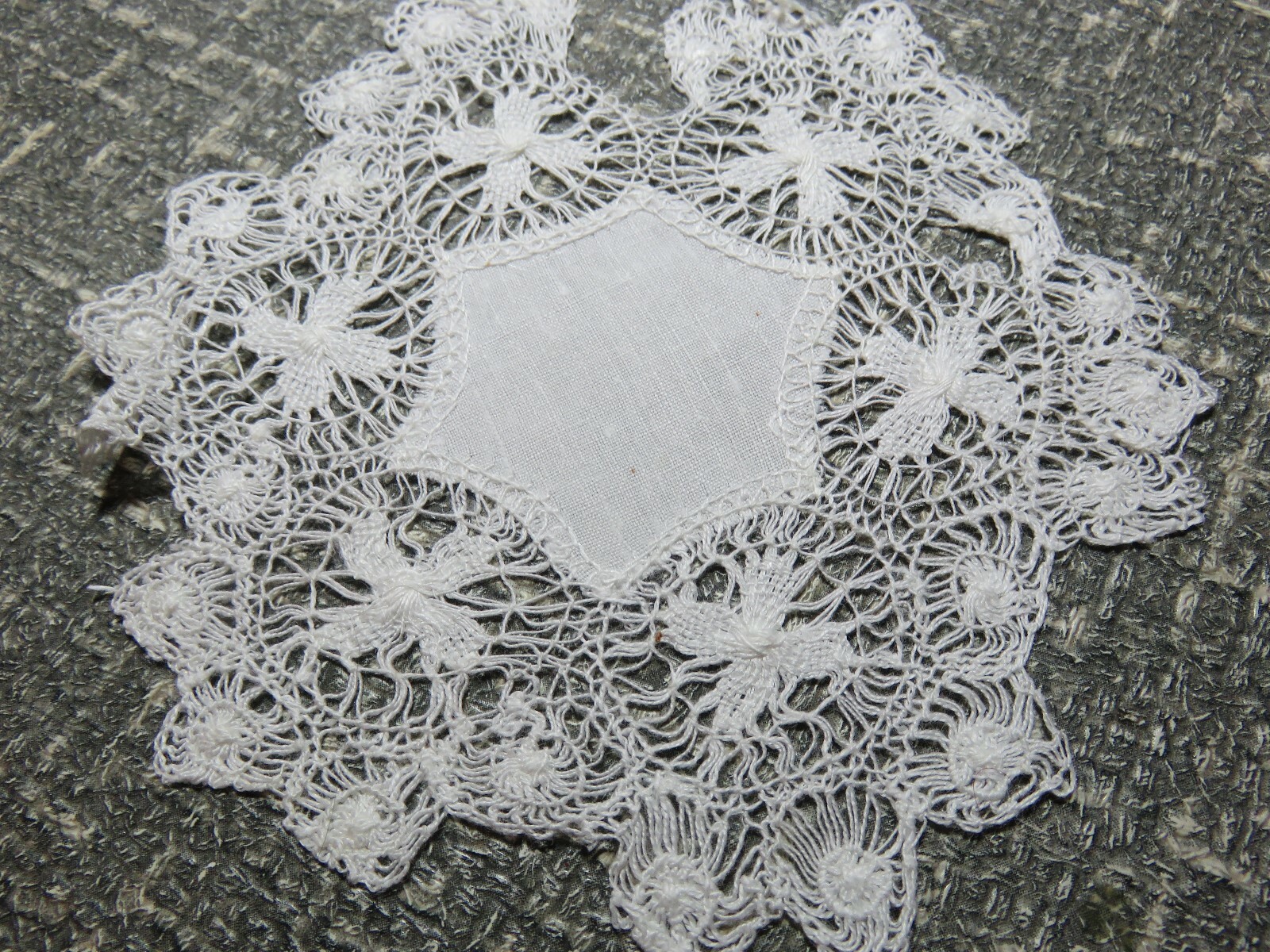 SET of FOUR Identical Exquisite Antique Needle Lace Doilies 7