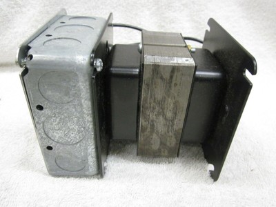 HONEYWELL AT74A1013 TRANSFORMER Pri 208v SEC 18/20/24v