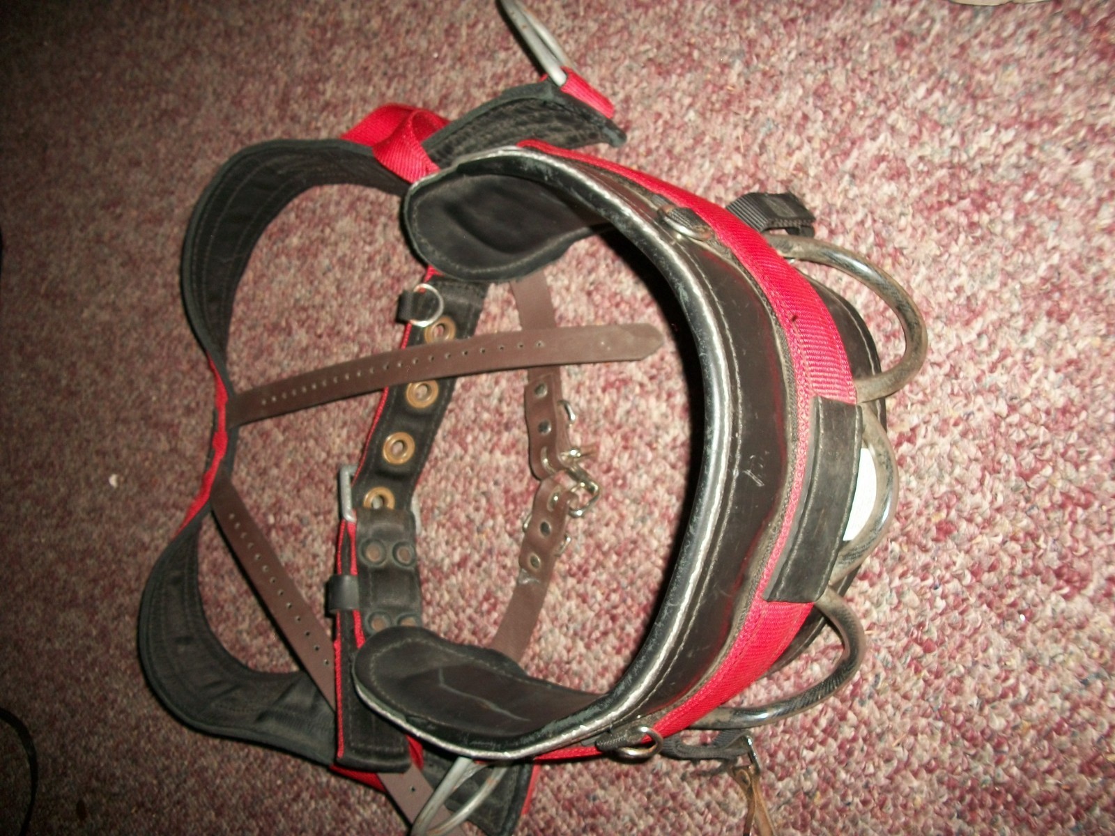 TREE CLIMBER BELT HARNESS PREOWNED IN VERY GOOD CONDITION
