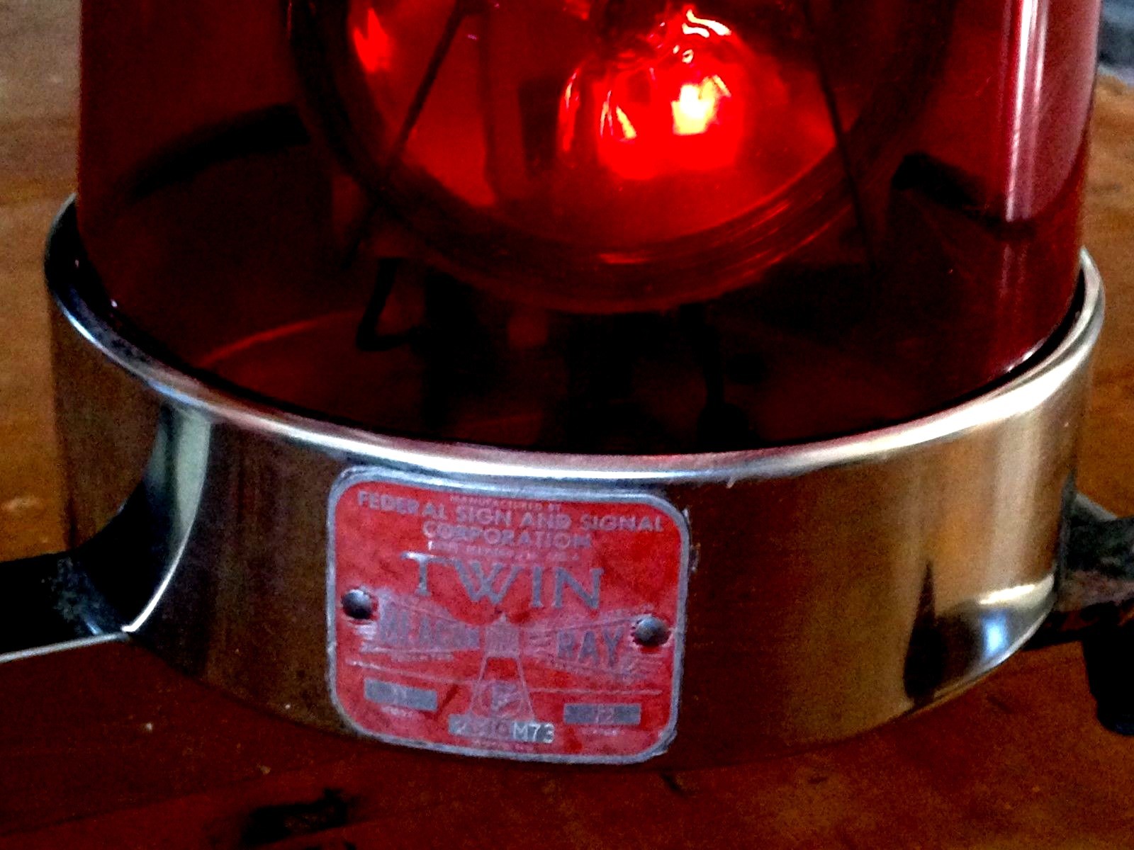 Federal Visibar Beacon Ray TWIN ALL #S MATCH Fire Police Light Model 11