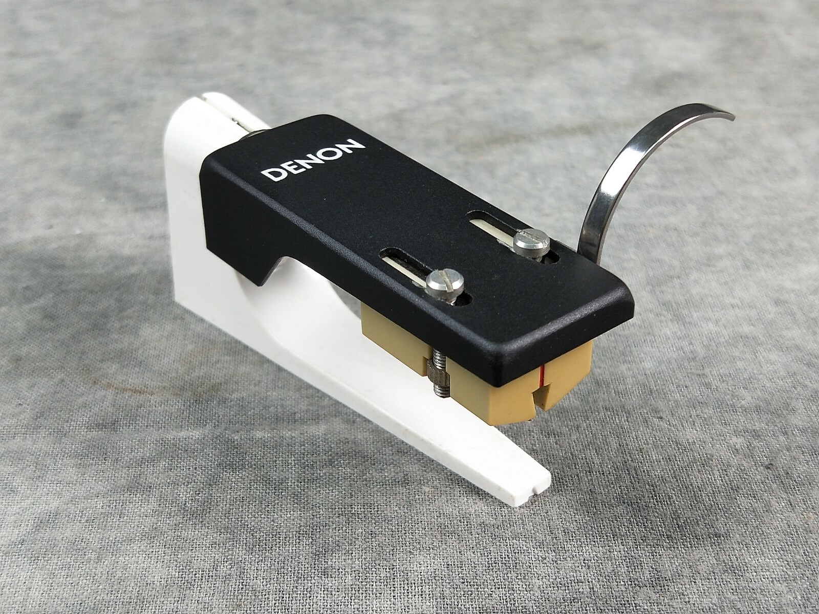 Denon DL-103S MC Cartridge With Denon PCL-3 Headshell In VG Denon DL-103S MC Cartridge With Denon PCL-3 Headshell In VG
