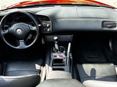 image 3 of interior