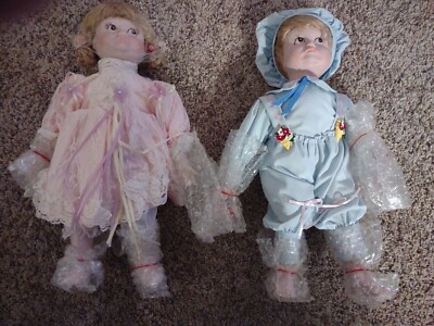 Victorian Impex 14 Inch Porcelain Doll Set