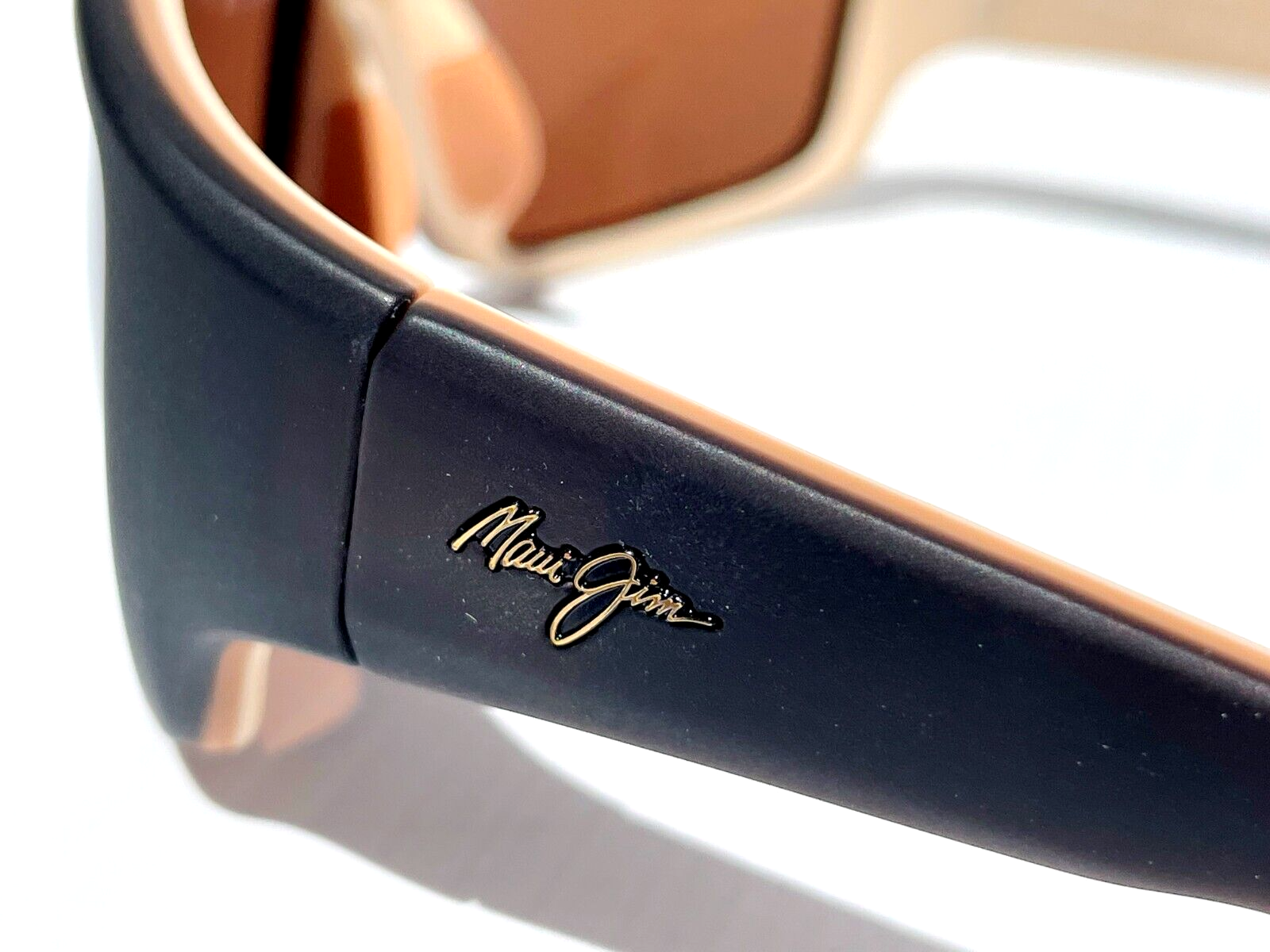 Pre-owned Maui Jim Local Kine Mat Brown & Tan Polarized Brown Glass Sunglass H810-25mc