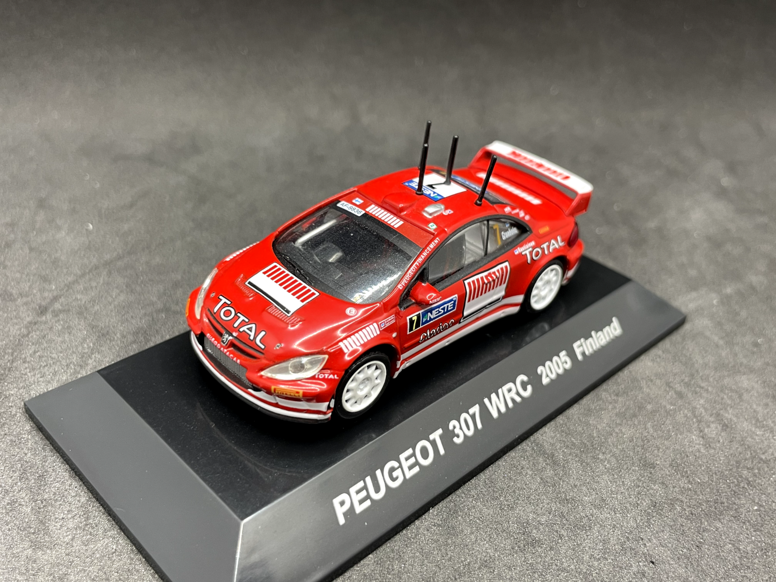 CM's 1/64 PEUGEOT 307 WRC 2005 Finland #7 diecast model car