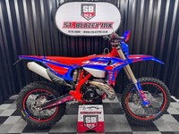 2026 BETA RR 300 RACE 2 STROKE ENDURO BIKE 
