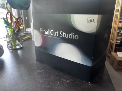 Apple Mac Final Cut Studio 5 Pro Upgrade from Final Cut Pro  M9911Z/A
