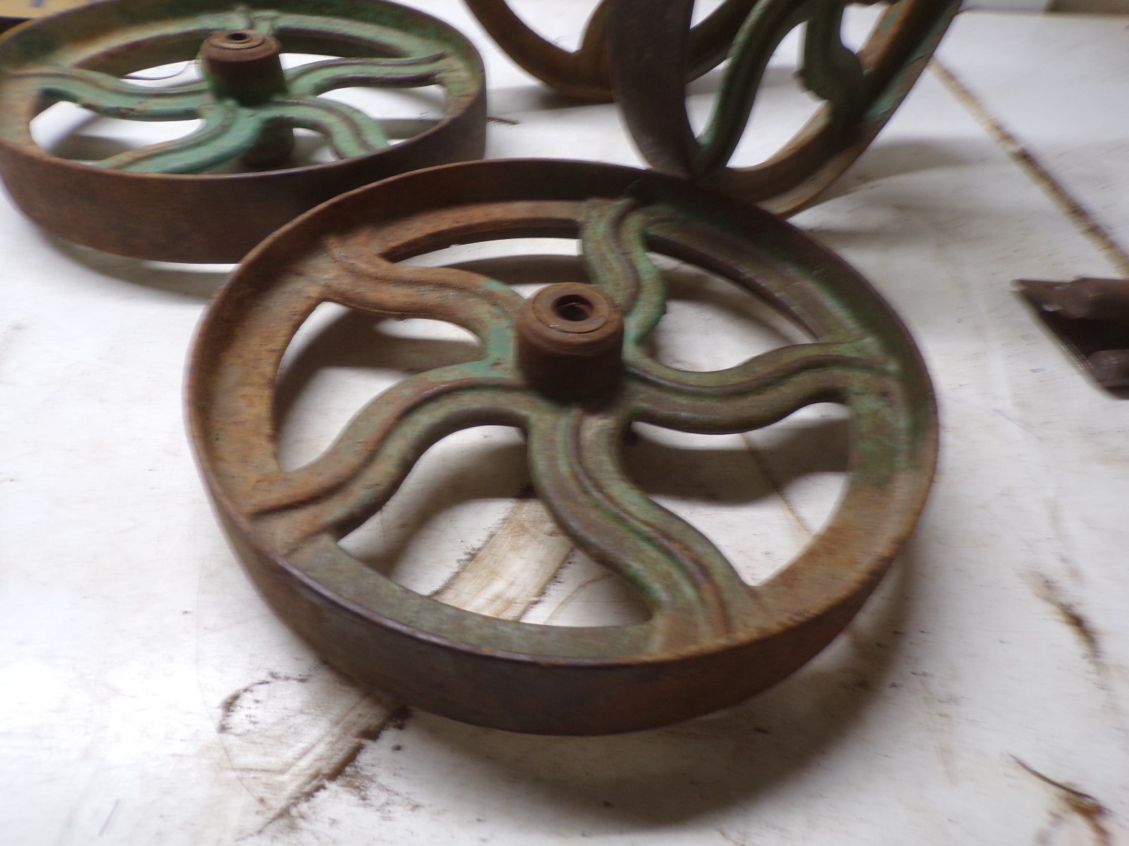 Set of 4 Fancy Case Eagle cast iron Wheels for Engine Cart etc.