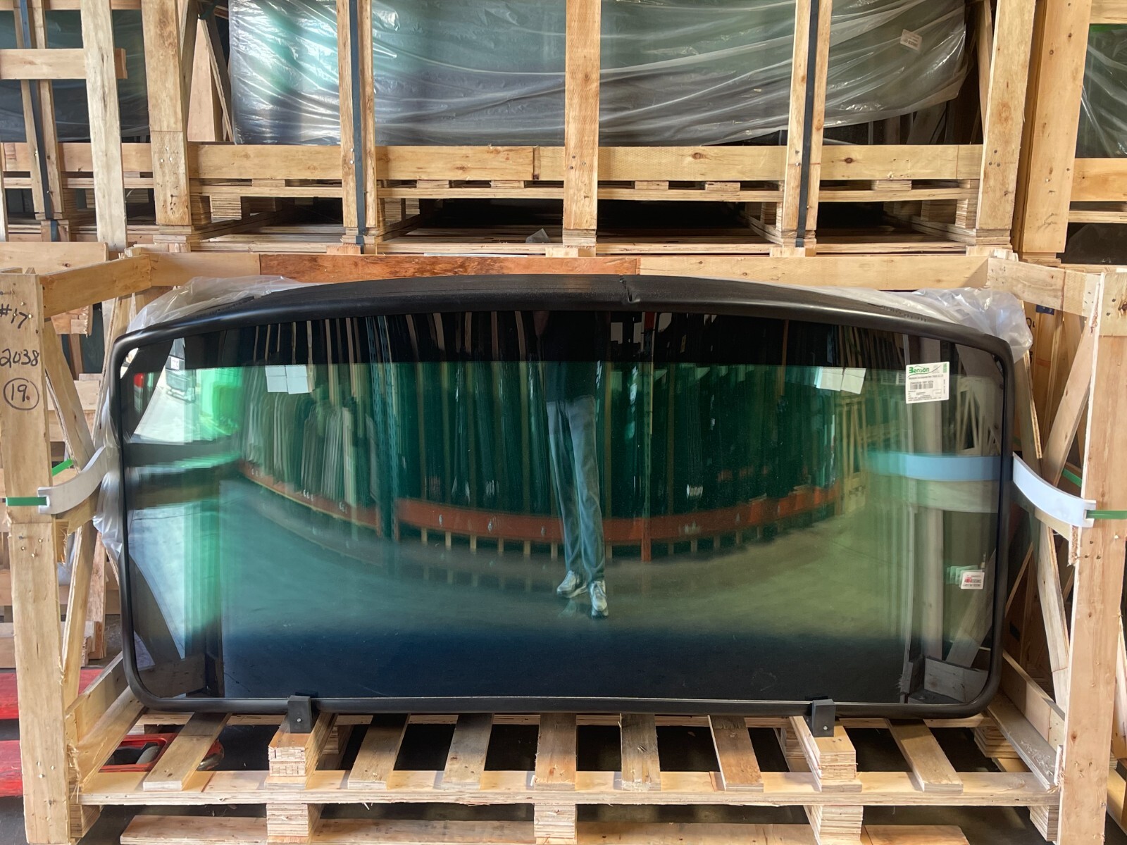 Kenworth T680-880 (12-23) Windshield (Pallet Quantity) 18 | eBay