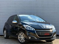 2019 Peugeot 208 1.2 PureTech Signature Euro 6 (s/s) 5dr HATCHBACK Petrol Manual