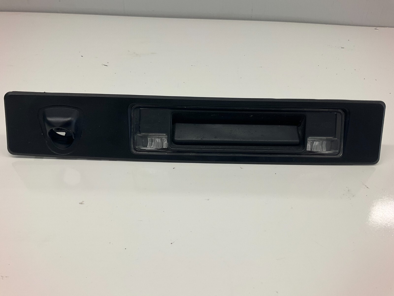 16-22 Volvo XC90 Rear Deck Lid Handle w/ Camera 32394646 | eBay