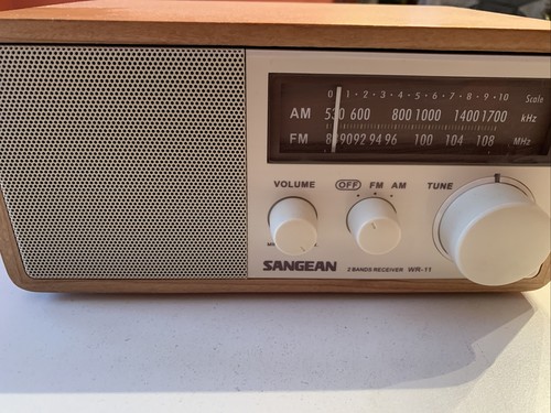 2011 Sangean Radio WR-11/2 Bands Radio Reciever (Wood Cabine