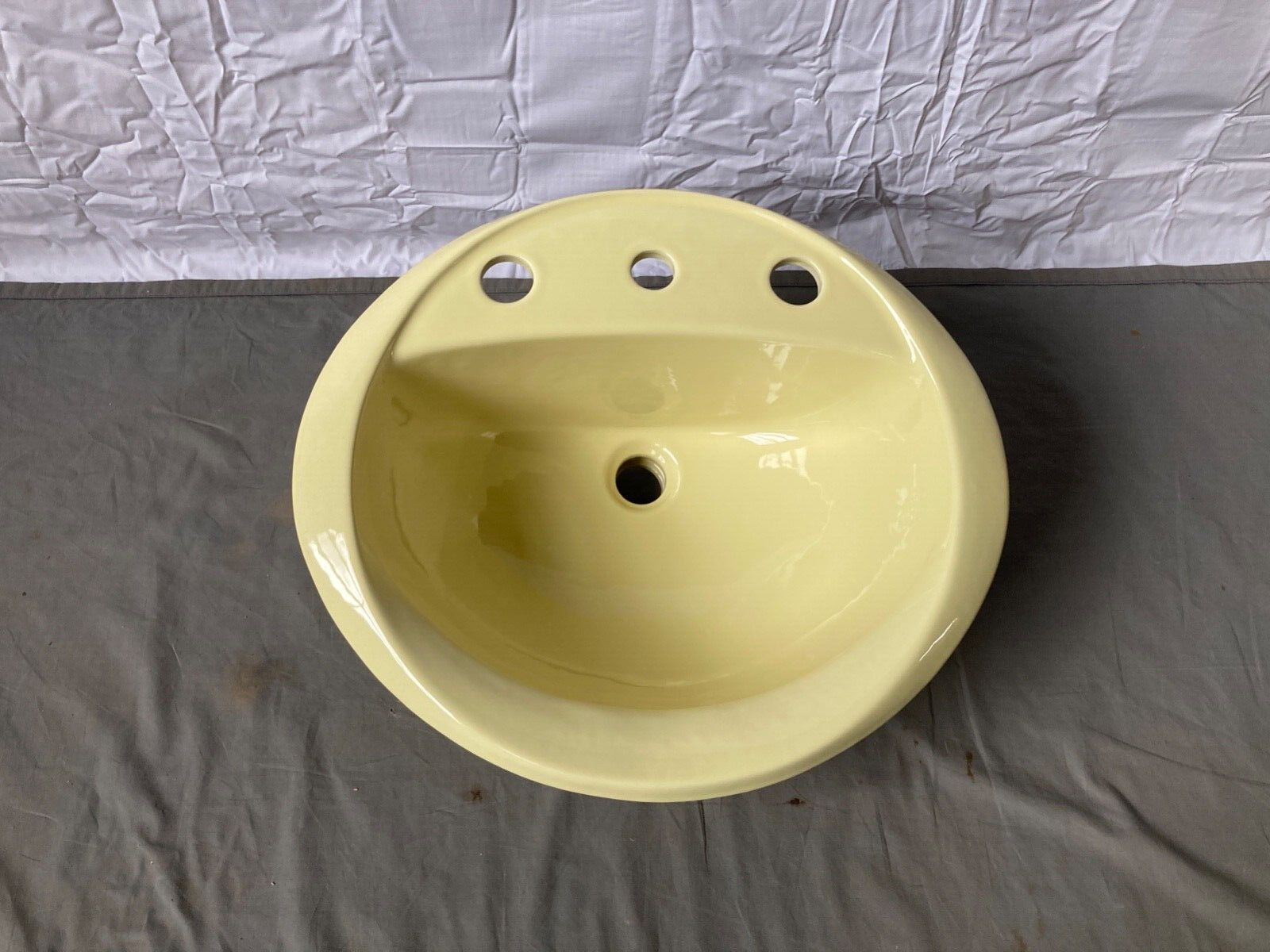 鯉太郎@lownslow Vtg Pale Citrus Yellow 19x16 Oval Self Rimming Drop In Sink