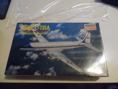 Minicraft Model Kit 14469 USAF C-118A Presidential transport Super 144 sealed