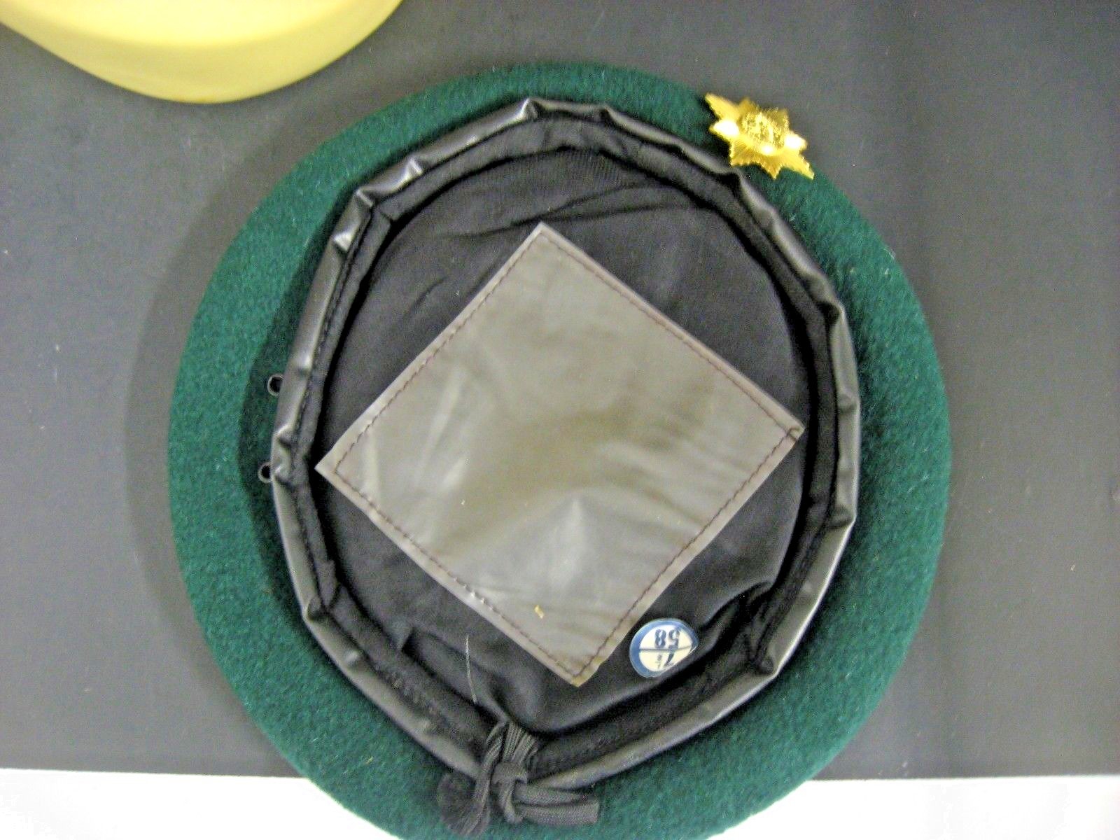 Green Wool Tam Beret Hat With Badge Men's Civil War Reenactment Hat Size 7 1/8 5