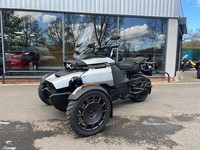 2025 Can-Am Canyon 1330cc 6 speed semi automatic Spyder trike