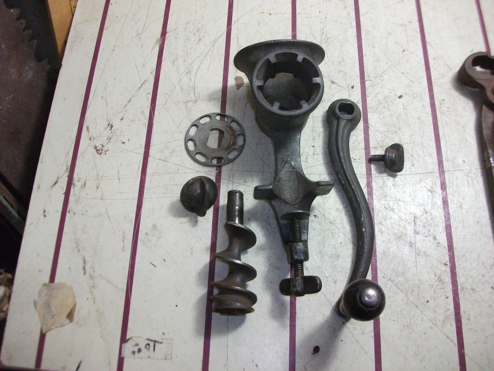 Vintage Blue Grass No 71 Meat Grinder Hand Crank Belknap Hardware & Mfg