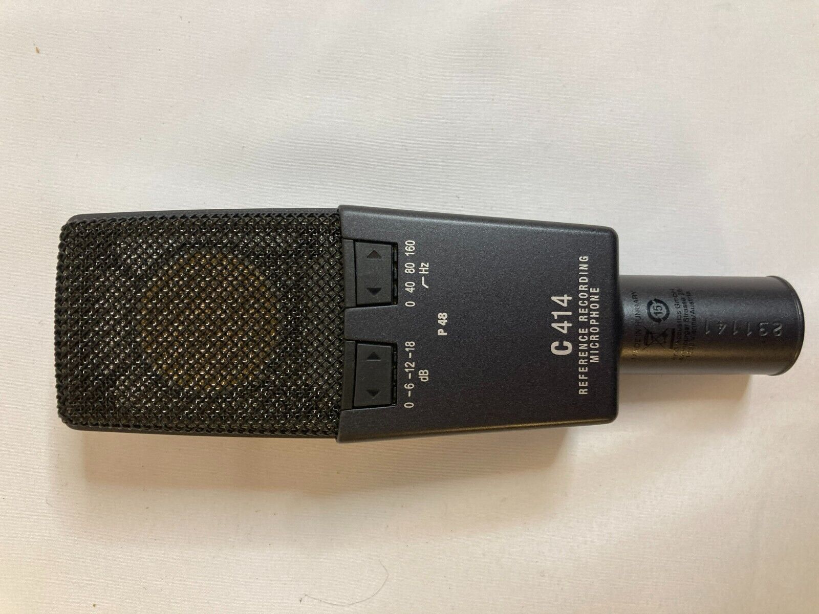 AKG C414 XLS Dynamic Cable Professional Microphone w/ case AKG C414 XLS Dynamic Cable Professional Microphone w/ case