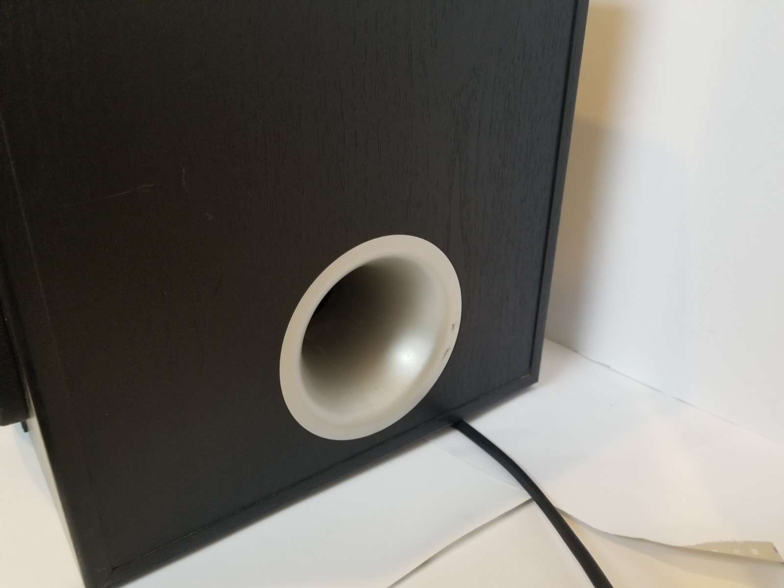 Yamaha YST-SW012 Home Theater 8-Inch Front-Firing Active Subwoofer