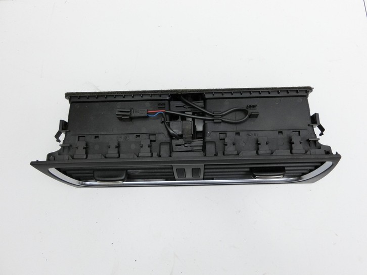 Audi A5 8T 07-12 Luftdusche Luftdüse Mitte Audi A5 8T 07-12 04.12.2008 8T1820951C 06485-006 gebraucht Vorschau 2
