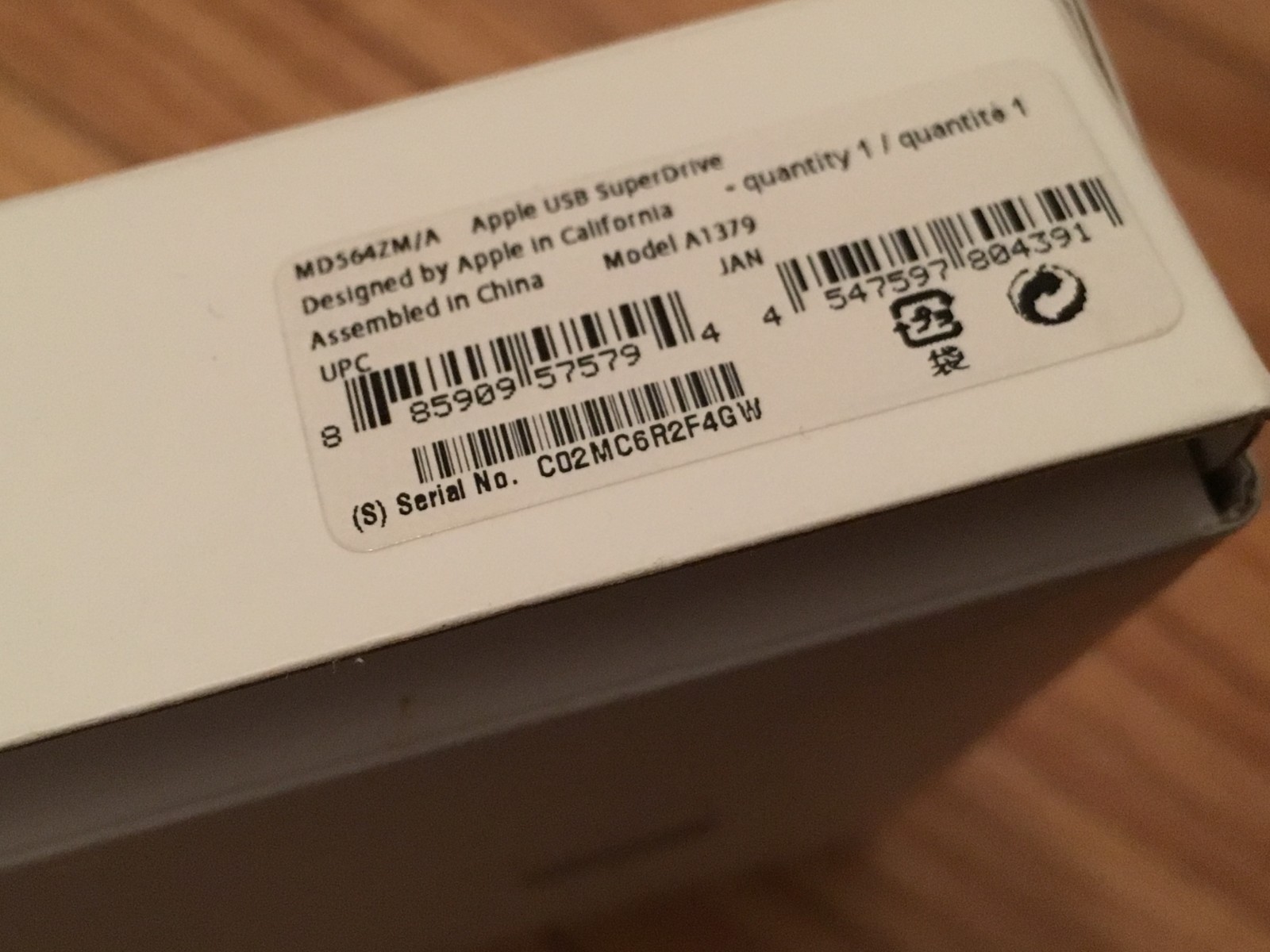 Apple USB Superdrive DVD/CD Burner/Player MD564ZM/A Model A1379 in box